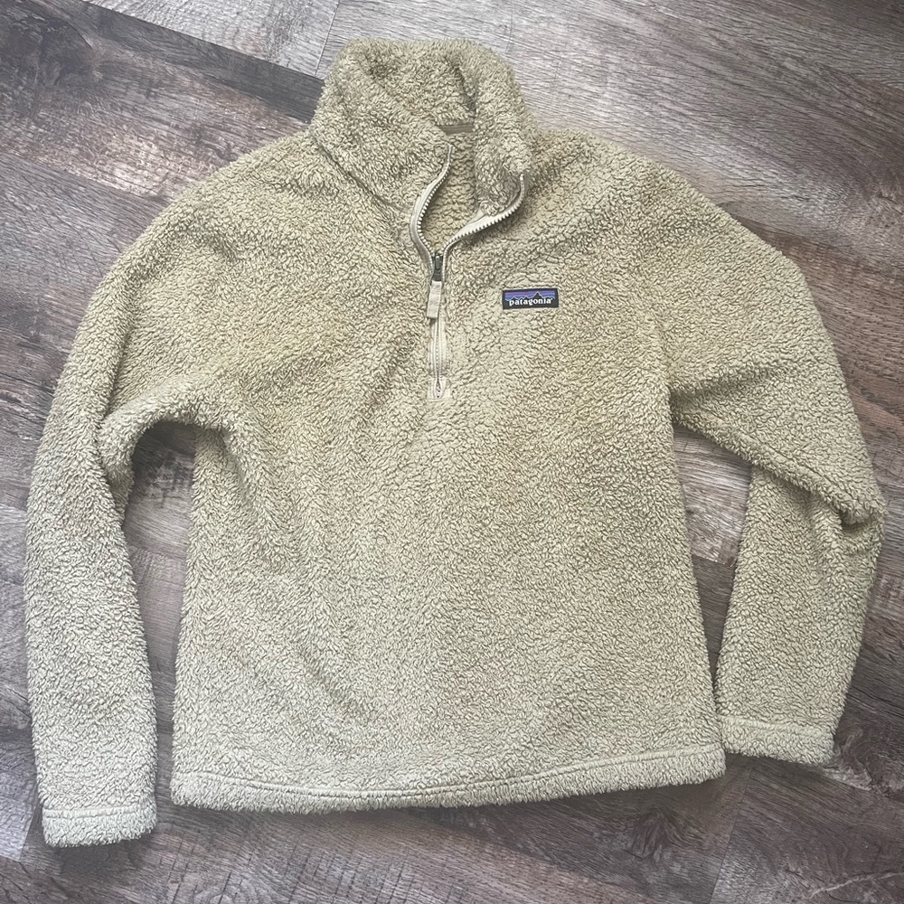 Patagonia tan sherpa pullover.